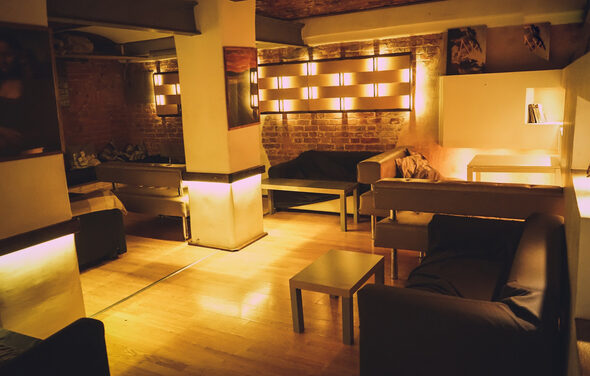 Крафт-бар в центре Москвы под закрытие