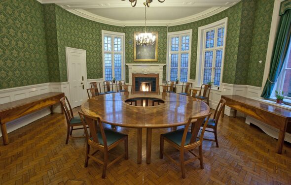 Salisbury Room