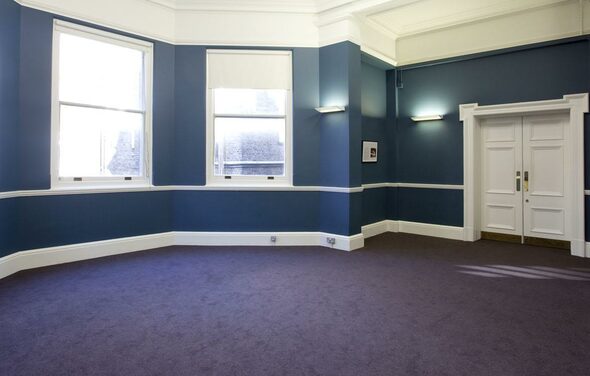 Medium Committee Room