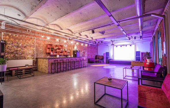 COM.NATA. Лофт-пространство в красном кирпиче 