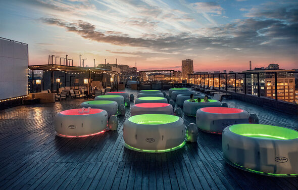 Igloobar Многофункциональная крыша в центре Москвы