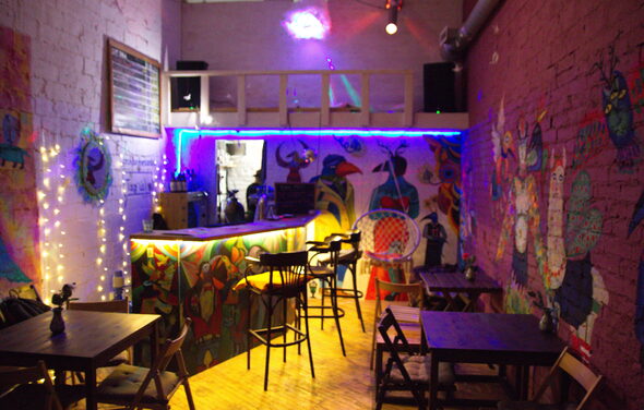 Лофт с дизайнерскими стенами