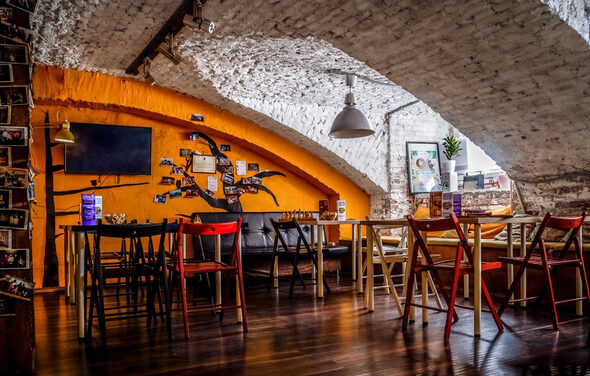 «Взаперти» Лофт со сводчатым потолком