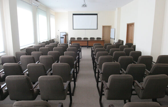 Конференц-зал в Саратове