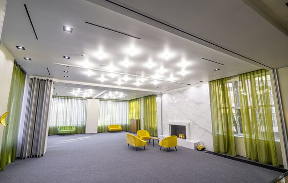 DOM25. Каминный зал для мероприятий