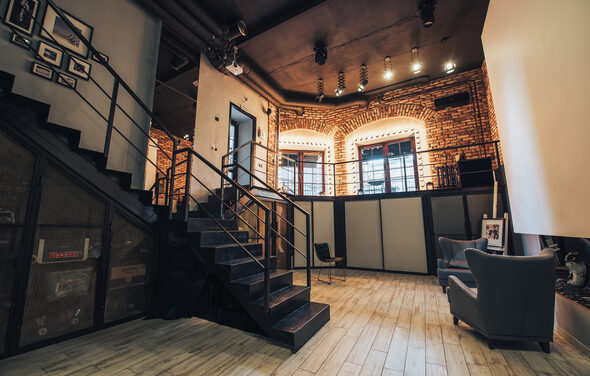 Стилизованный лофт с граммофоном