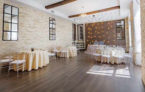 LOFT BANKET. Стилизованный лофт в светло-бежевых тонах