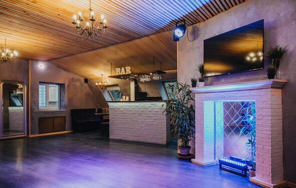 Ресторан "Fursa ". Лофт - бар под закрытие в Петергофе