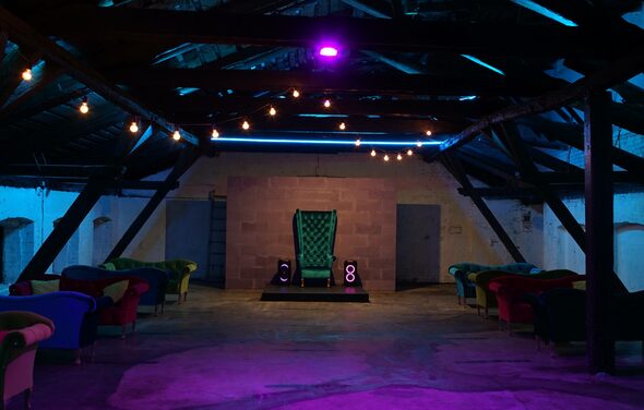 Conductor Lofts в мансарде с огромным танцполом