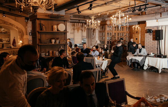 Большой банкетный зал в итальянском стиле