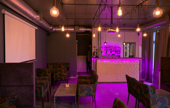 Арт-пространство с отдельным входом и барной стойкой