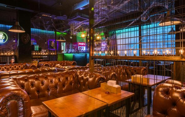 King Palace King Palace Лаунж-бар с кожаными диванами