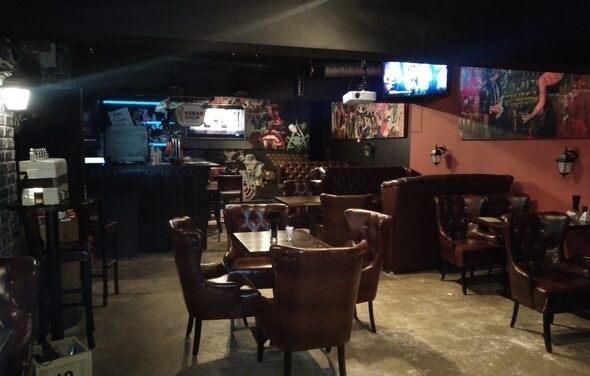 LOFT ART Бар с кожаными креслами