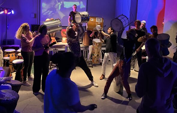 Linza зал со сценой