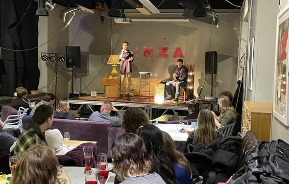 Linza зал со сценой