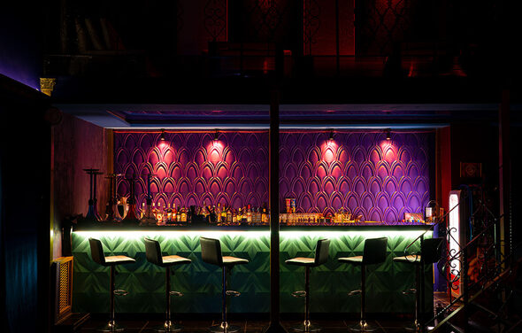 Тихий. Лофт-бар под закрытие