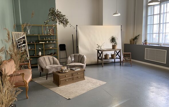 Светлое арт-пространство для фотосессий и девичников