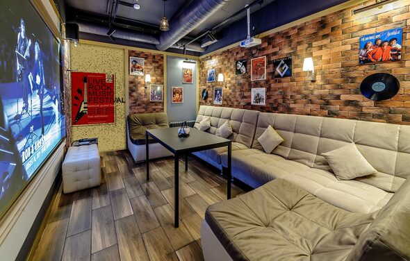 Лофт-зал в классическим стиле 