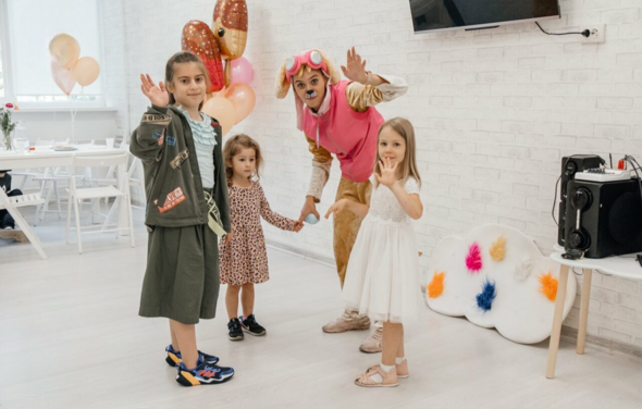 Светлое и уютное пространство для праздников