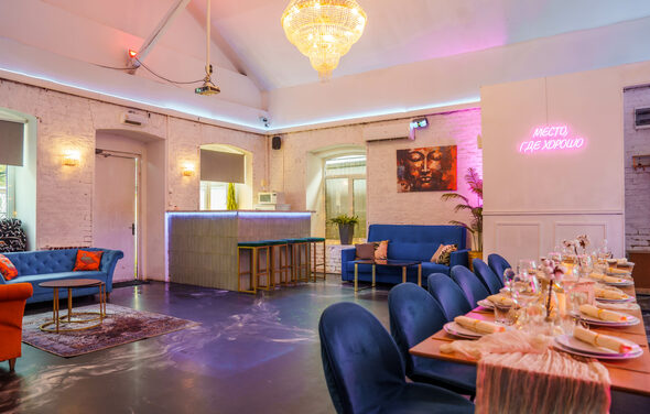 Уютный лофт с отдельным входом и внутренним двором с барбекю