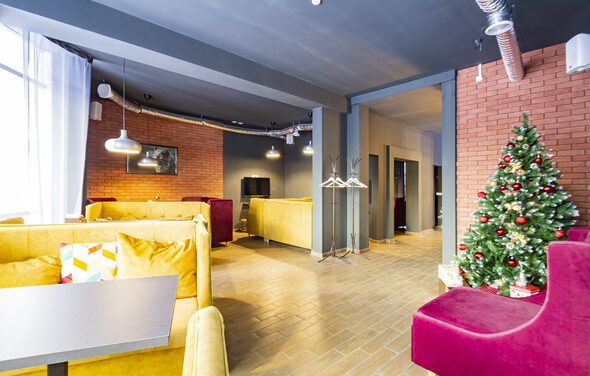 Яркий лаундж паб под закрытие