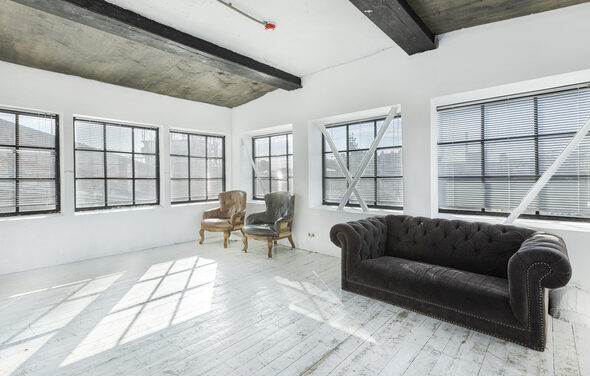 R2Photos Светлая лофт-студия