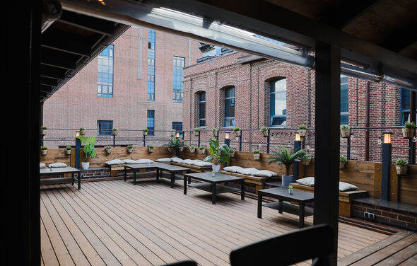 Просторная терраса для мероприятий