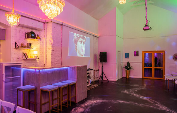 Атмосферное пространство с верандой для любых мероприятий