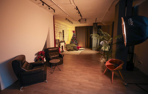 Лофт в современном стиле с кухней