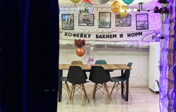 Лофт-зал в классическом стиле