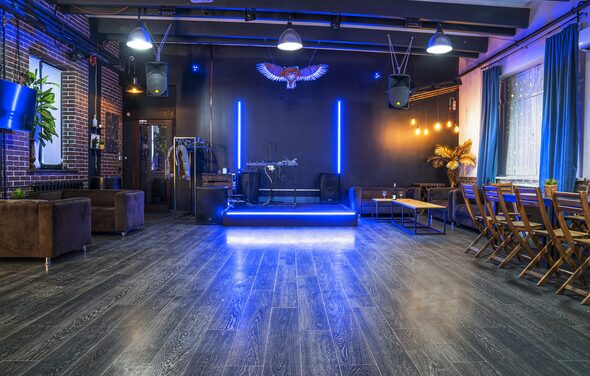 Просторный лофт с грилем и верандой