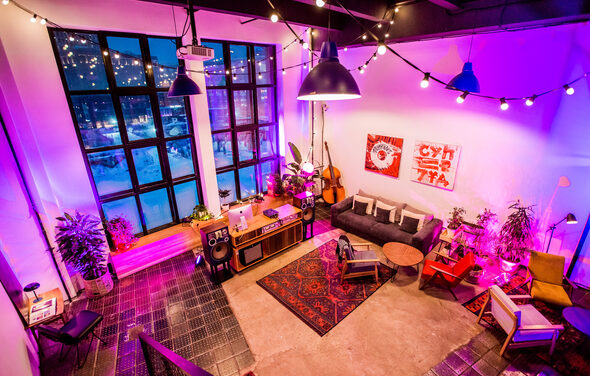 Дизайнерское двухуровневое пространство