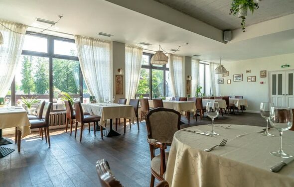 Stroganoff Bar & Grill. Двухэтажный банкетный зал