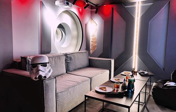 Лофт-зал в стиле космического корабля