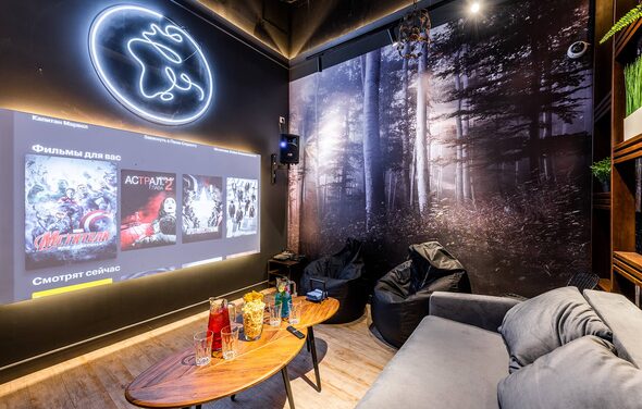 Лофт-зал в стиле волшебного леса