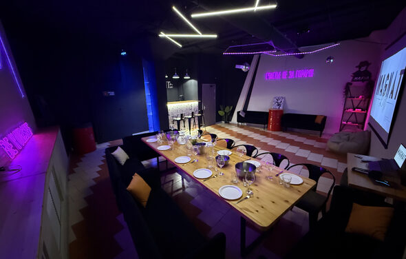 Тёмный лофт с современным дизайном