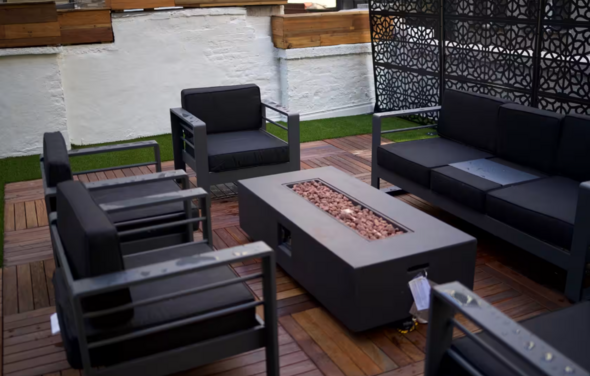 6th Floor Rooftop Lounge at Loft39