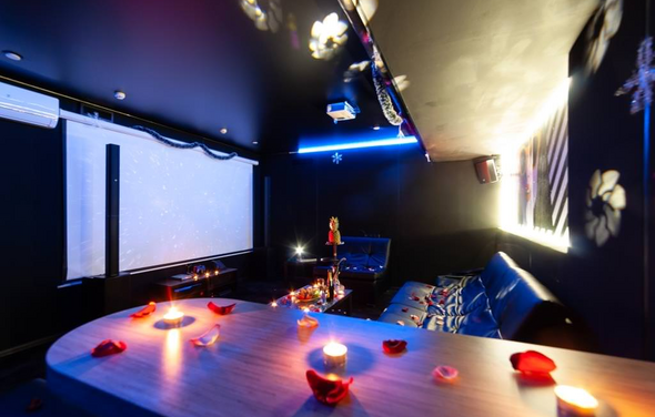 Friend's Hall. Харизма Зал №1Вайб 