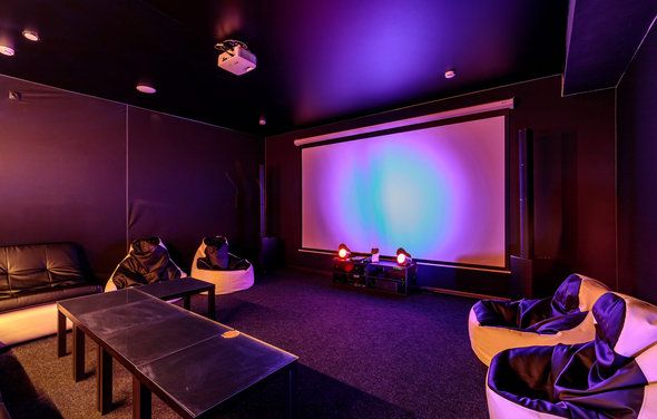 Friend's Hall. Харизма Зал №8 Вайб 