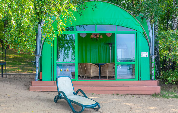 Шатры в комплексе «Малибу»