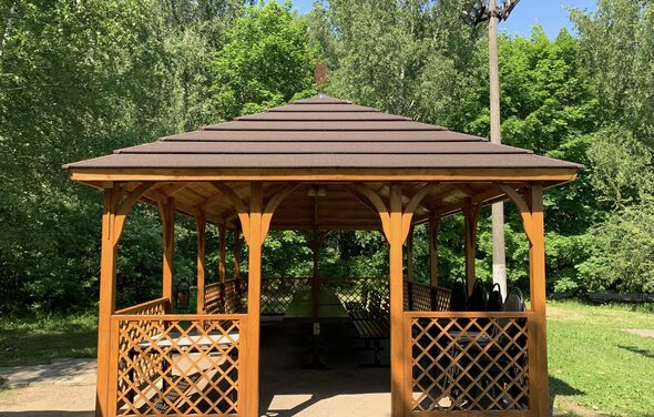 Большая беседка на 30 человек в Парк Отель Куркино