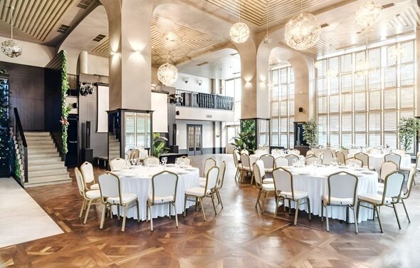 El Graf. Просторный банкетный зал