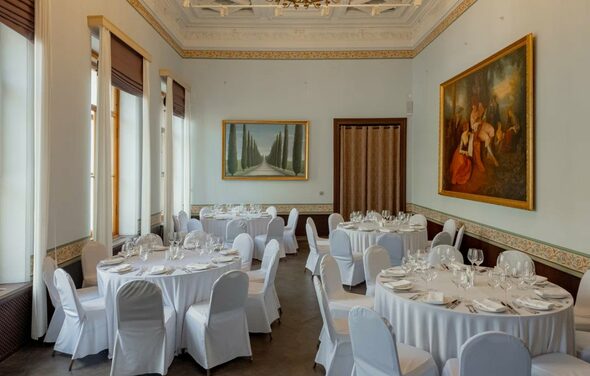 Дворец Олимпия. Светлый и уютный банкетный зал