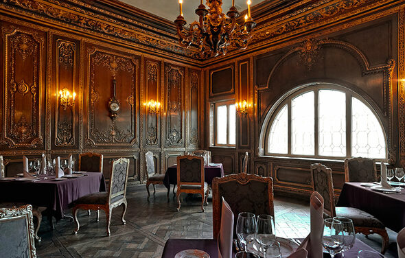 Турандот. Лаконичный банкетный зал