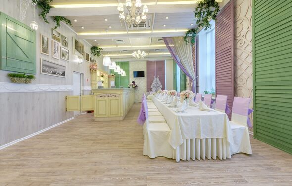 Ля Мур. Банкетный зал в пастельных тонах