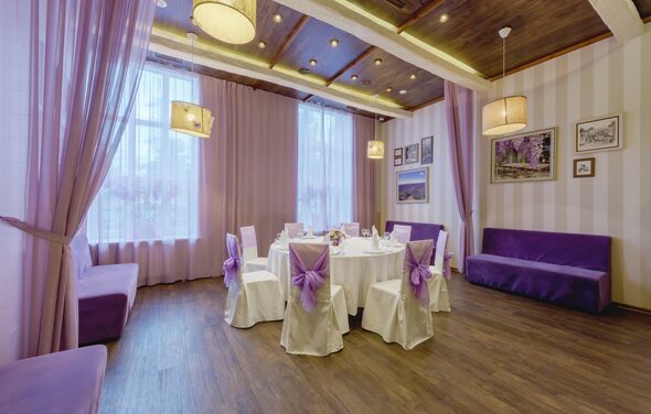 Ля Мур. Банкетный зал в лавандовым цвете