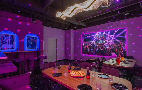 Dreams. Клубный лофт с караоке и диско‑шаром