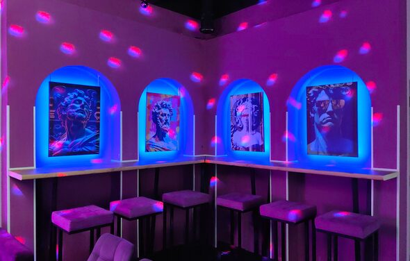 Dreams. Клубный лофт с караоке и диско‑шаром