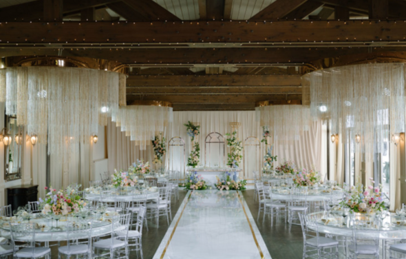 Seneshal. Банкетный зал с видом на озеро