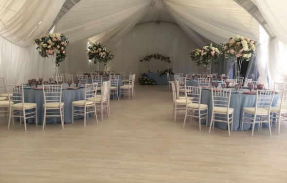 Березы парк. Банкетный зал в загородном комплексе